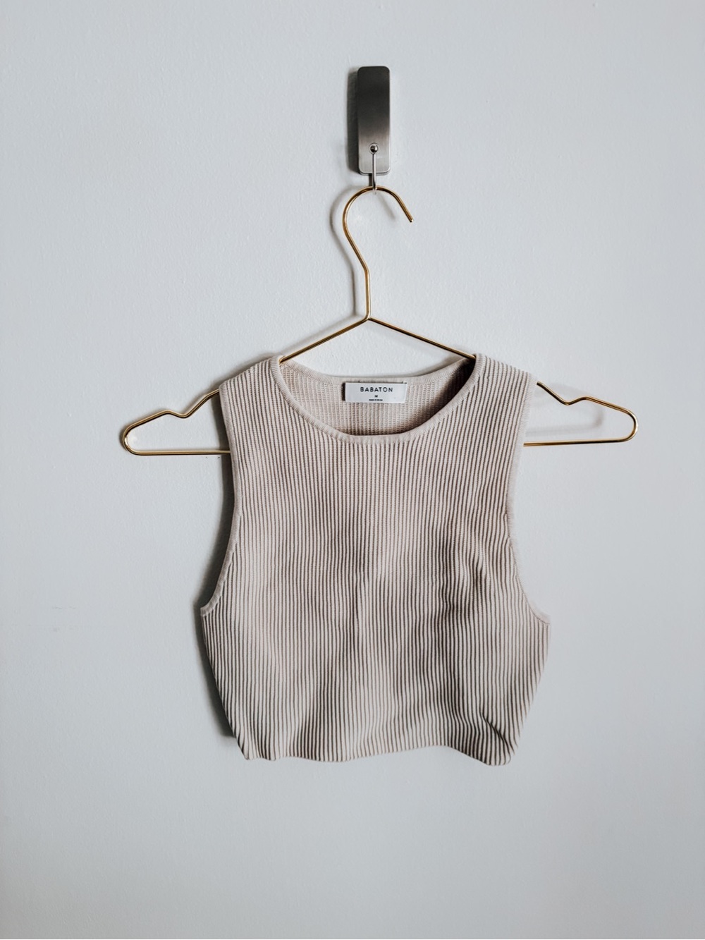 Aritzia Babaton Contour Ribbed Crop Tank Top - Picture 4 of 6